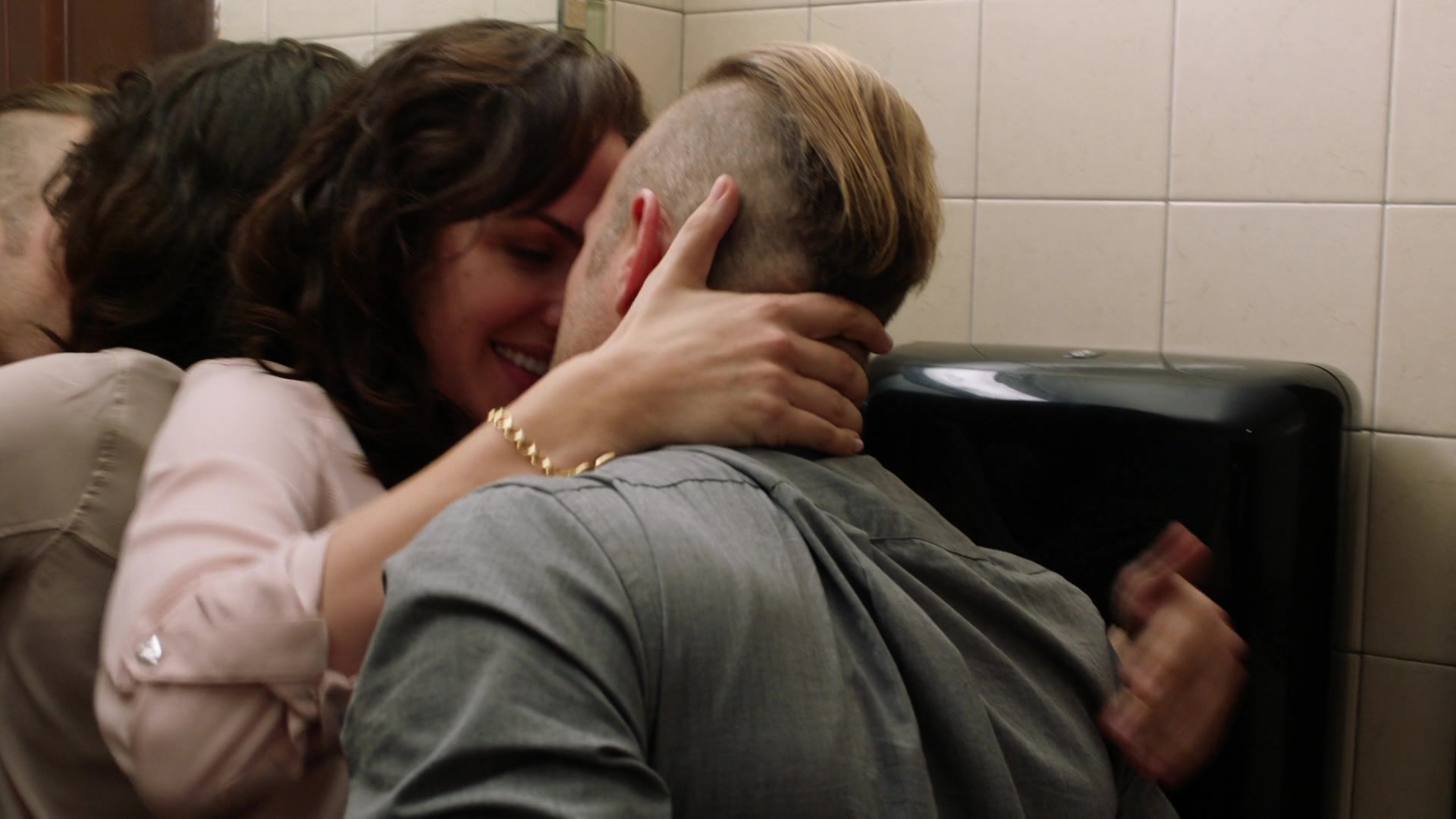 H5010x14_0077.jpg H5010x14_0077.jpg