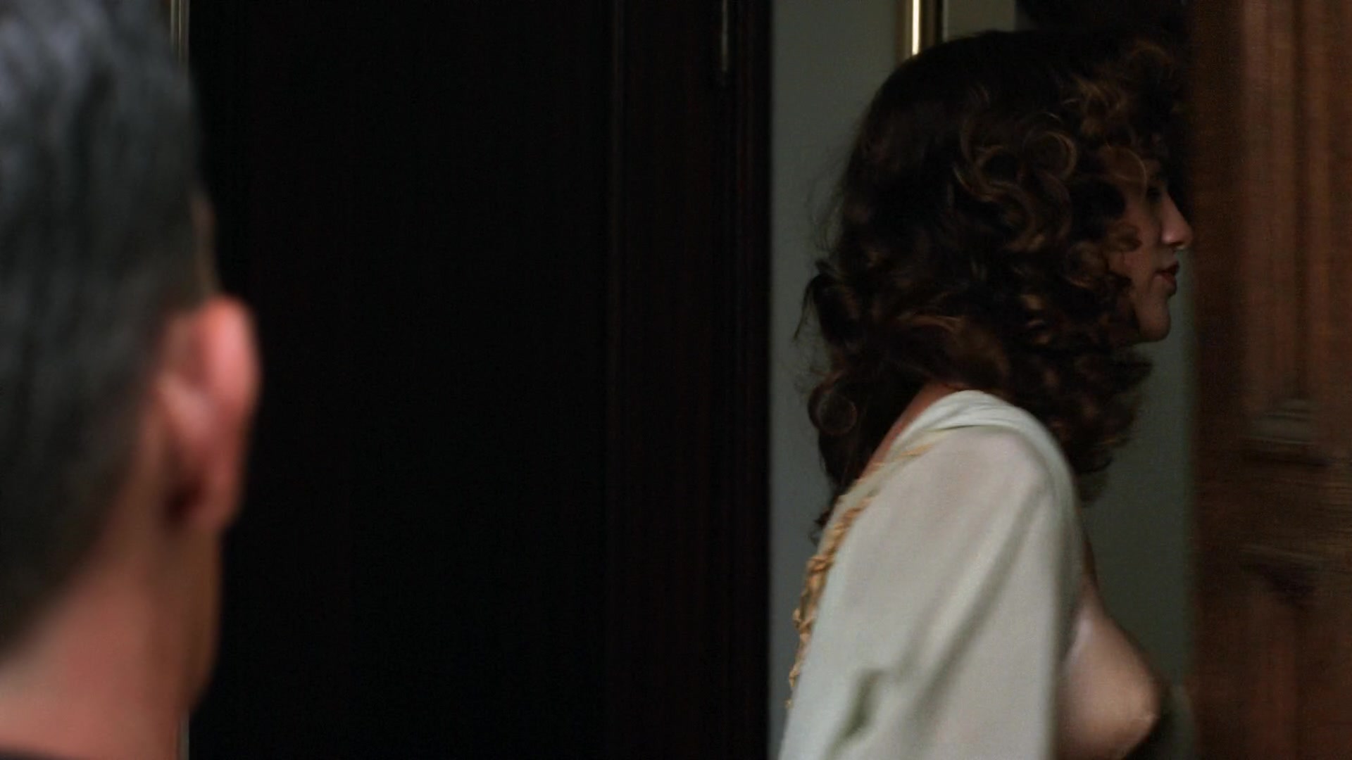 MobCity1x06_001.jpg MobCity1x06_001.jpg