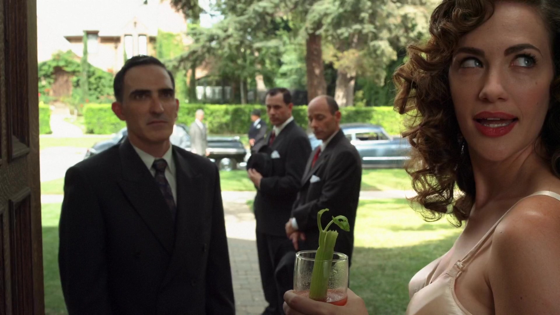 MobCity1x06_018.jpg MobCity1x06_018.jpg