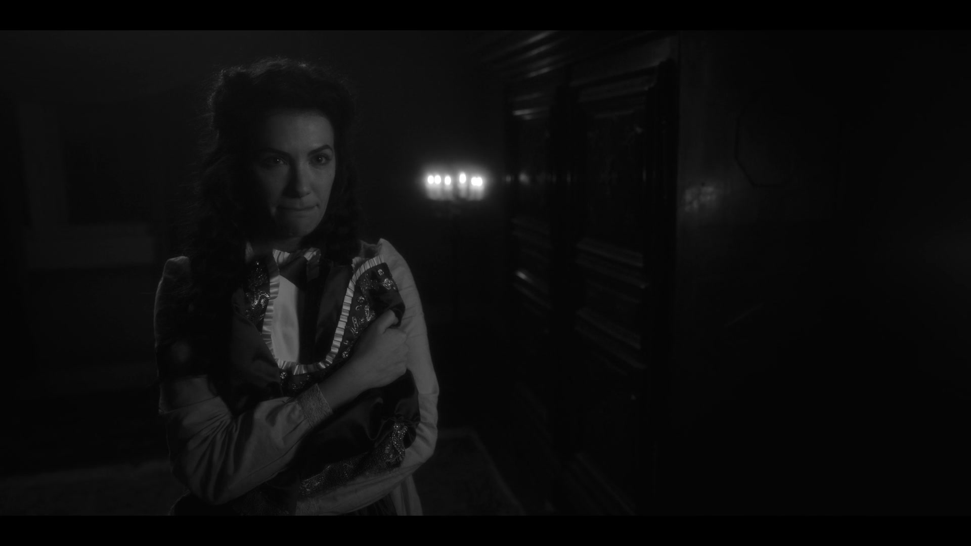 THOBM1x08_0516.jpg THOBM1x08_0516.jpg