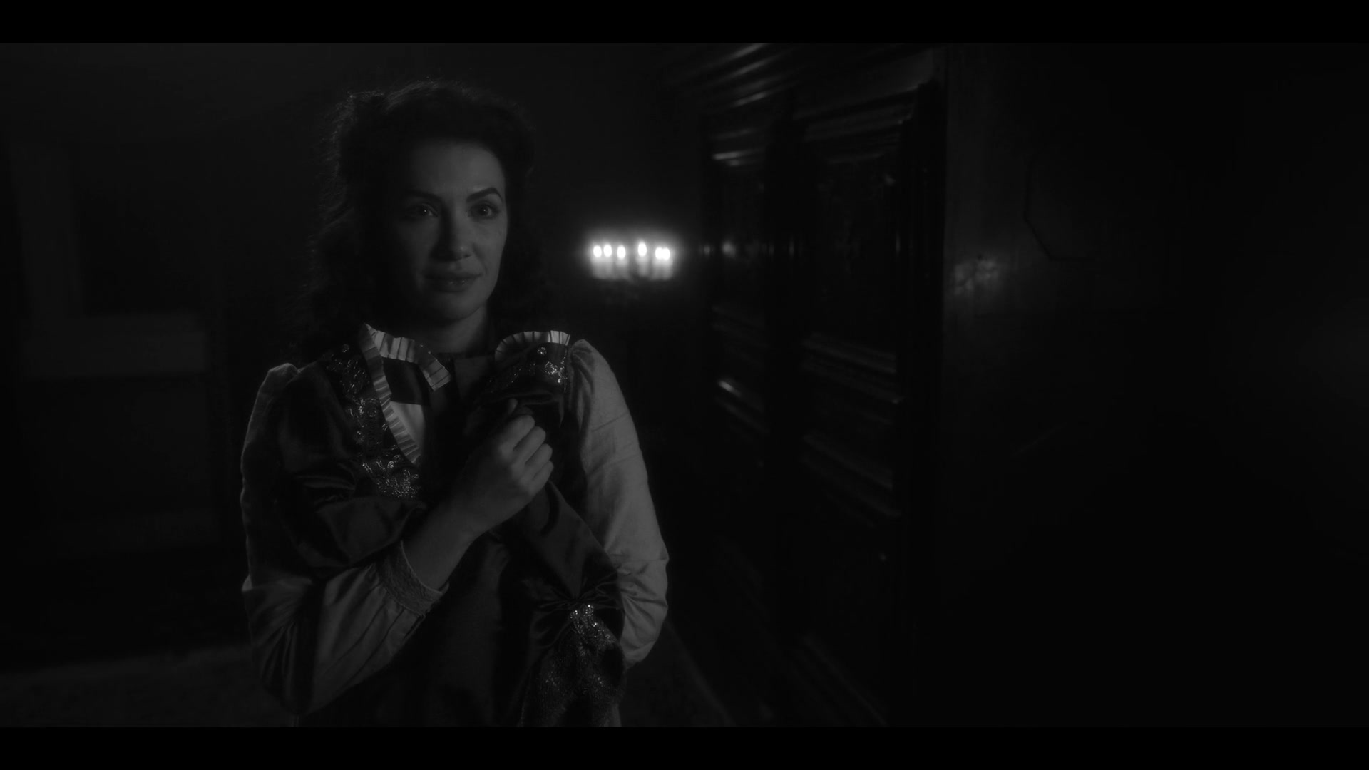 THOBM1x08_0520.jpg THOBM1x08_0520.jpg