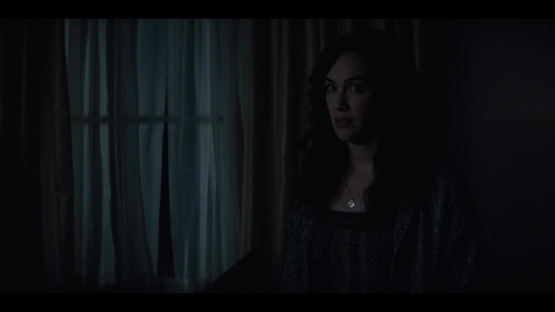 MidnightMass1x07_0030.jpg MidnightMass1x07_0030.jpg