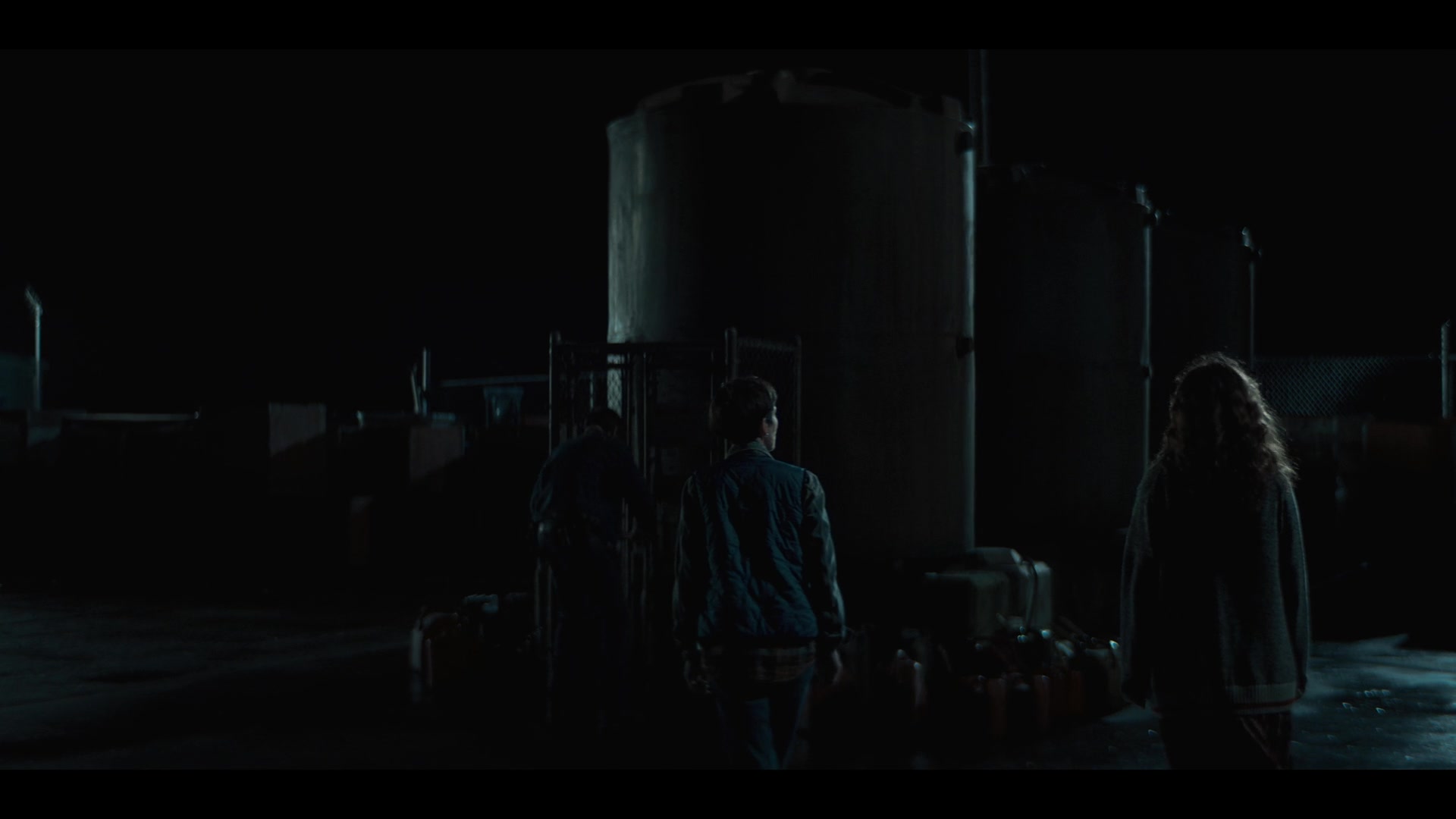 MidnightMass1x07_0116.jpg MidnightMass1x07_0116.jpg