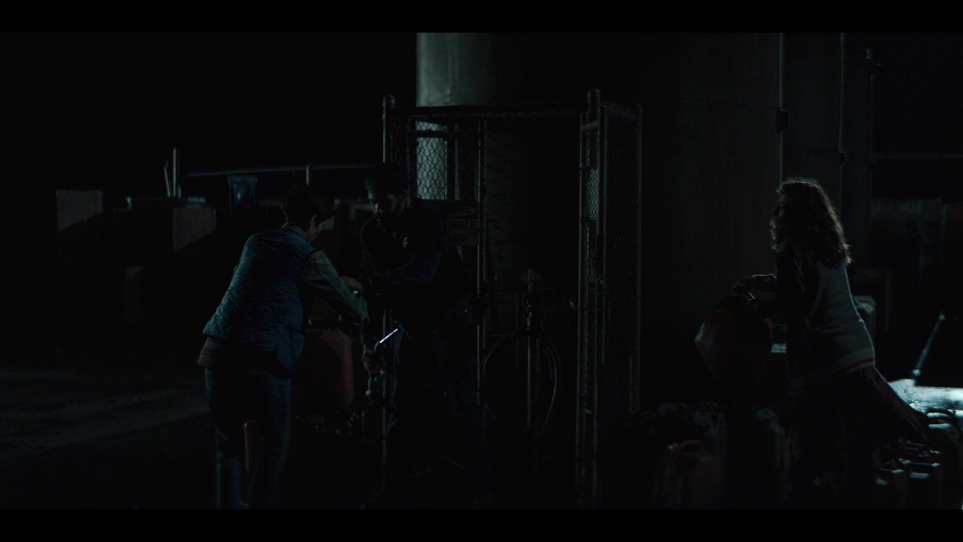 MidnightMass1x07_0126.jpg MidnightMass1x07_0126.jpg