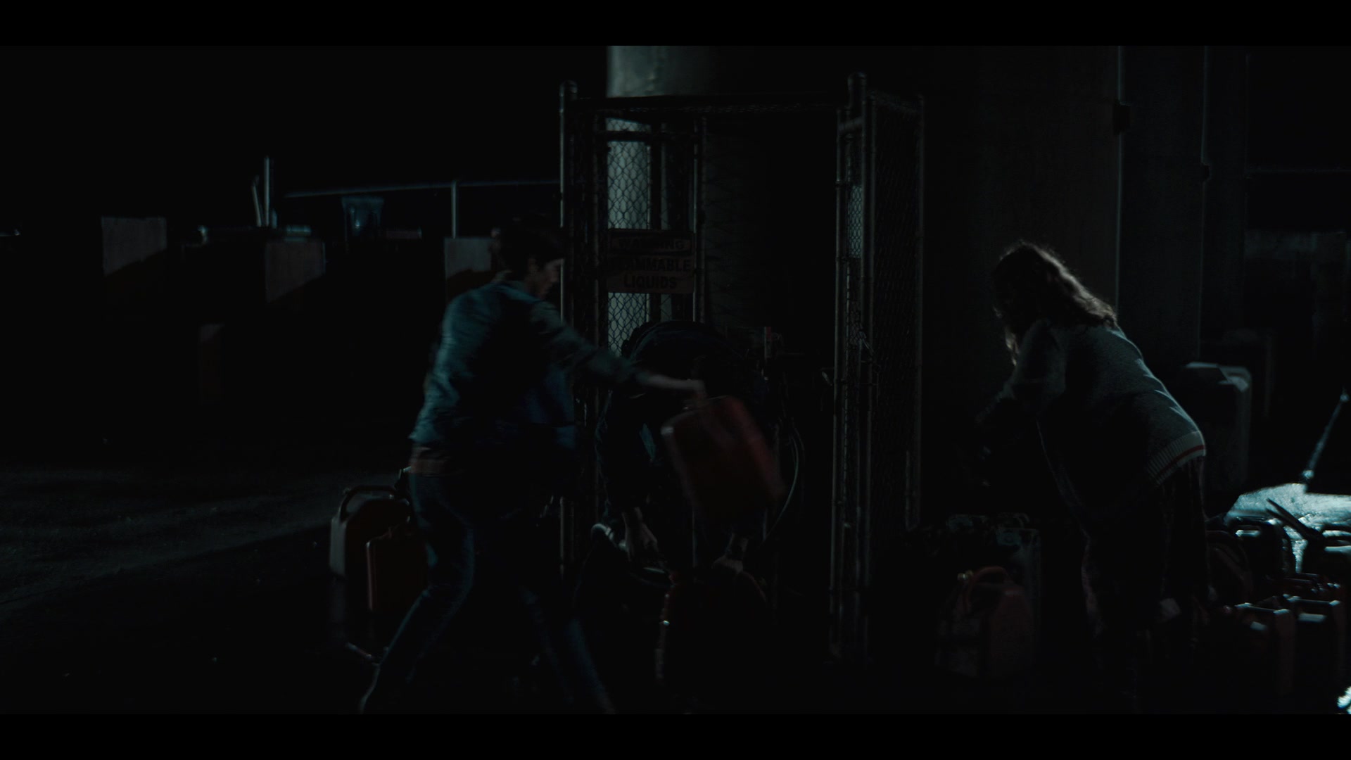 MidnightMass1x07_0128.jpg MidnightMass1x07_0128.jpg