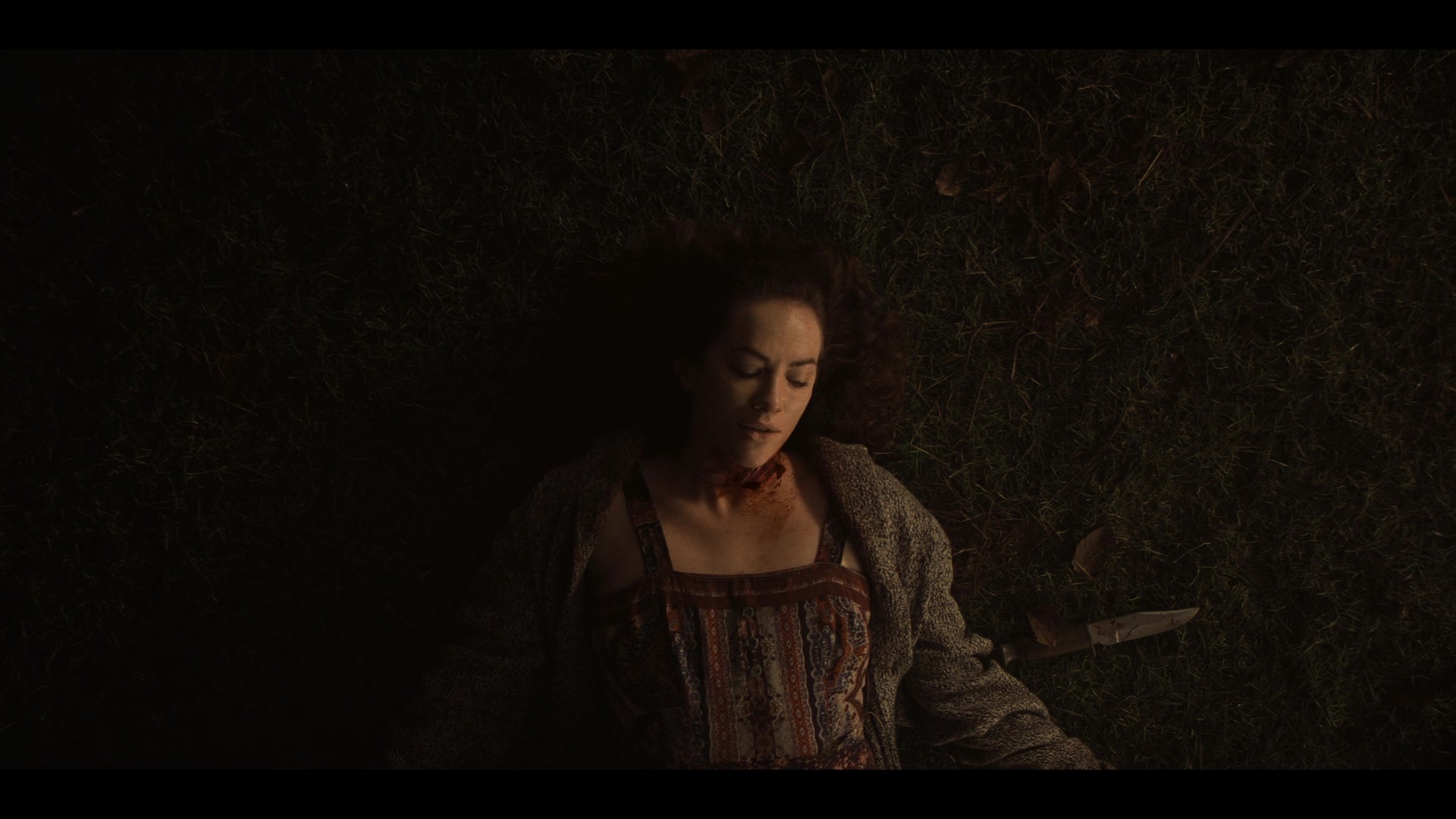 MidnightMass1x07_0180.jpg MidnightMass1x07_0180.jpg