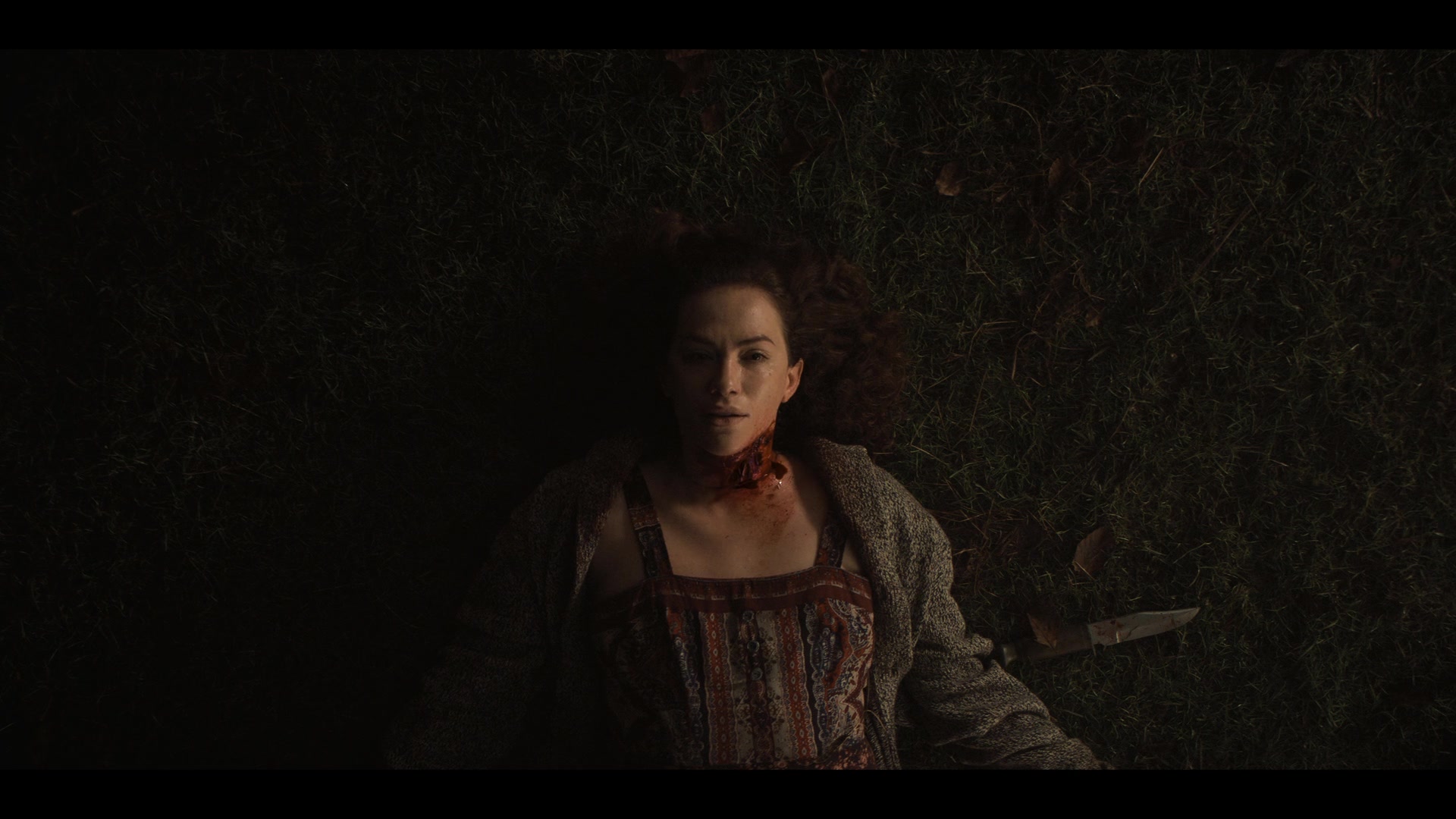 MidnightMass1x07_0182.jpg MidnightMass1x07_0182.jpg