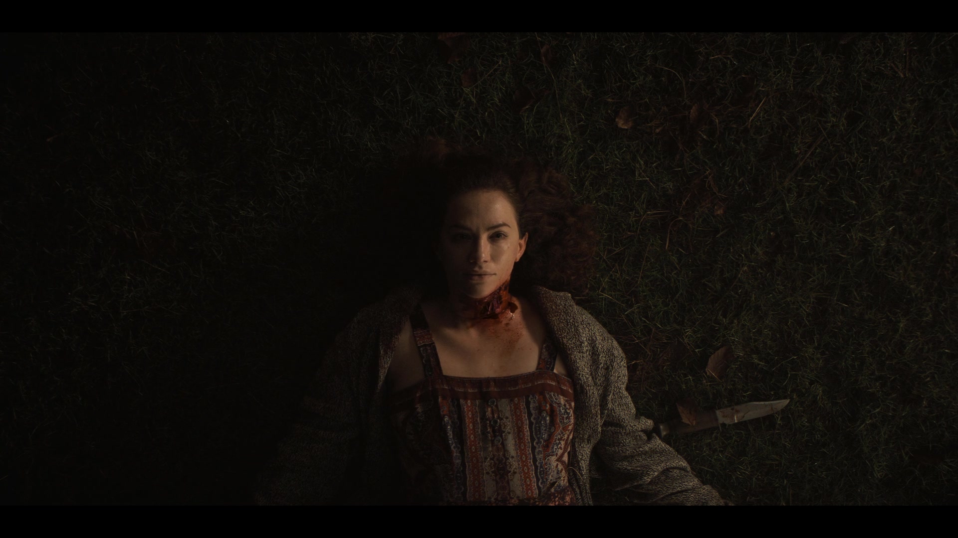 MidnightMass1x07_0185.jpg MidnightMass1x07_0185.jpg