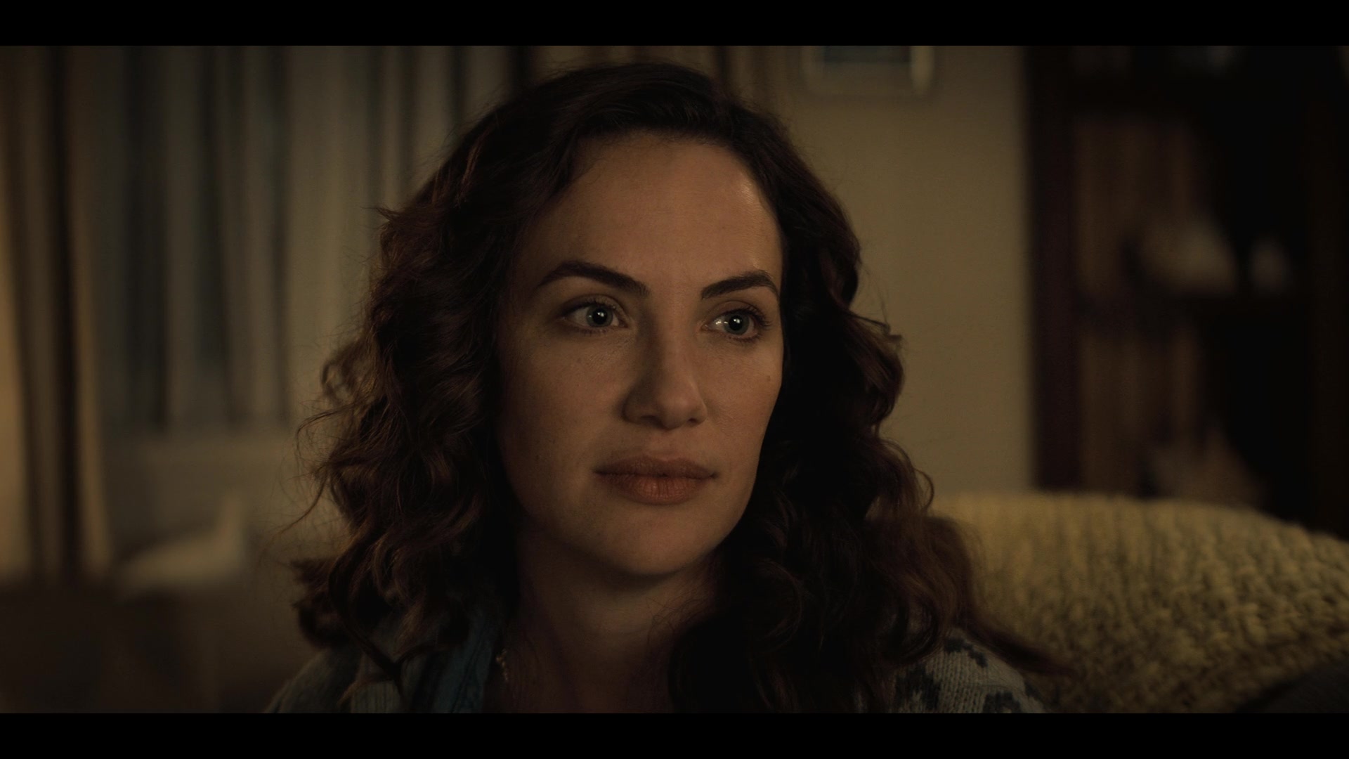 MidnightMass1x07_0199.jpg MidnightMass1x07_0199.jpg