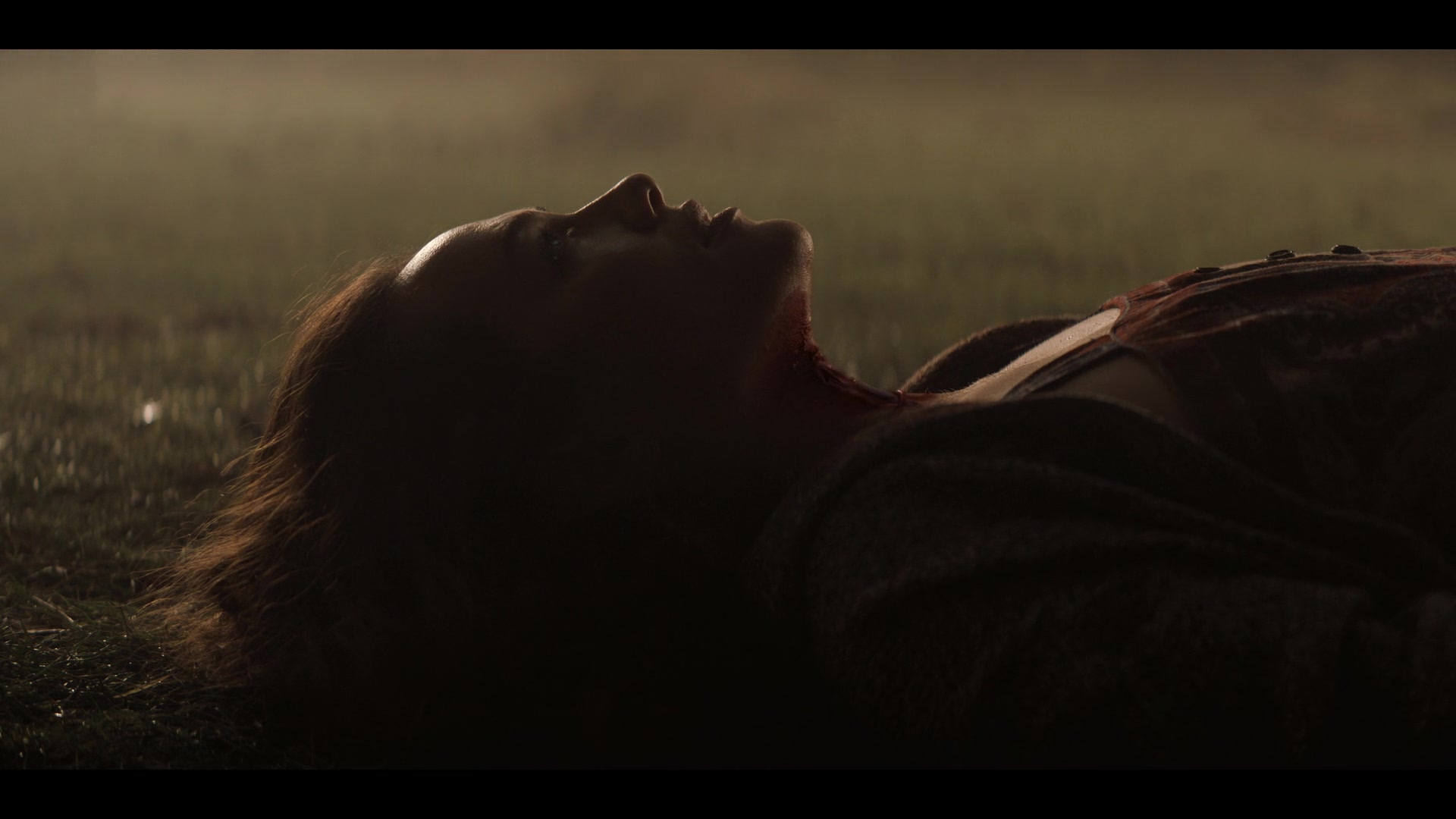 MidnightMass1x07_0214.jpg MidnightMass1x07_0214.jpg