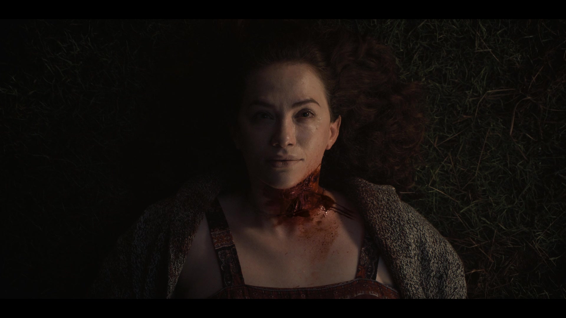 MidnightMass1x07_0258.jpg MidnightMass1x07_0258.jpg