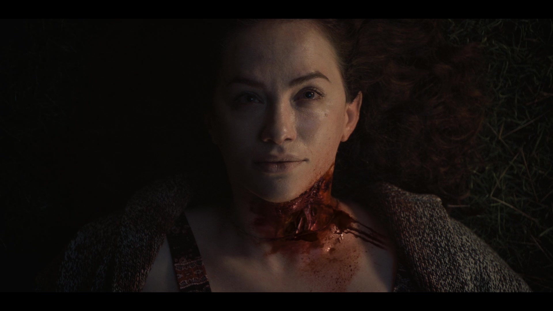 MidnightMass1x07_0269.jpg MidnightMass1x07_0269.jpg