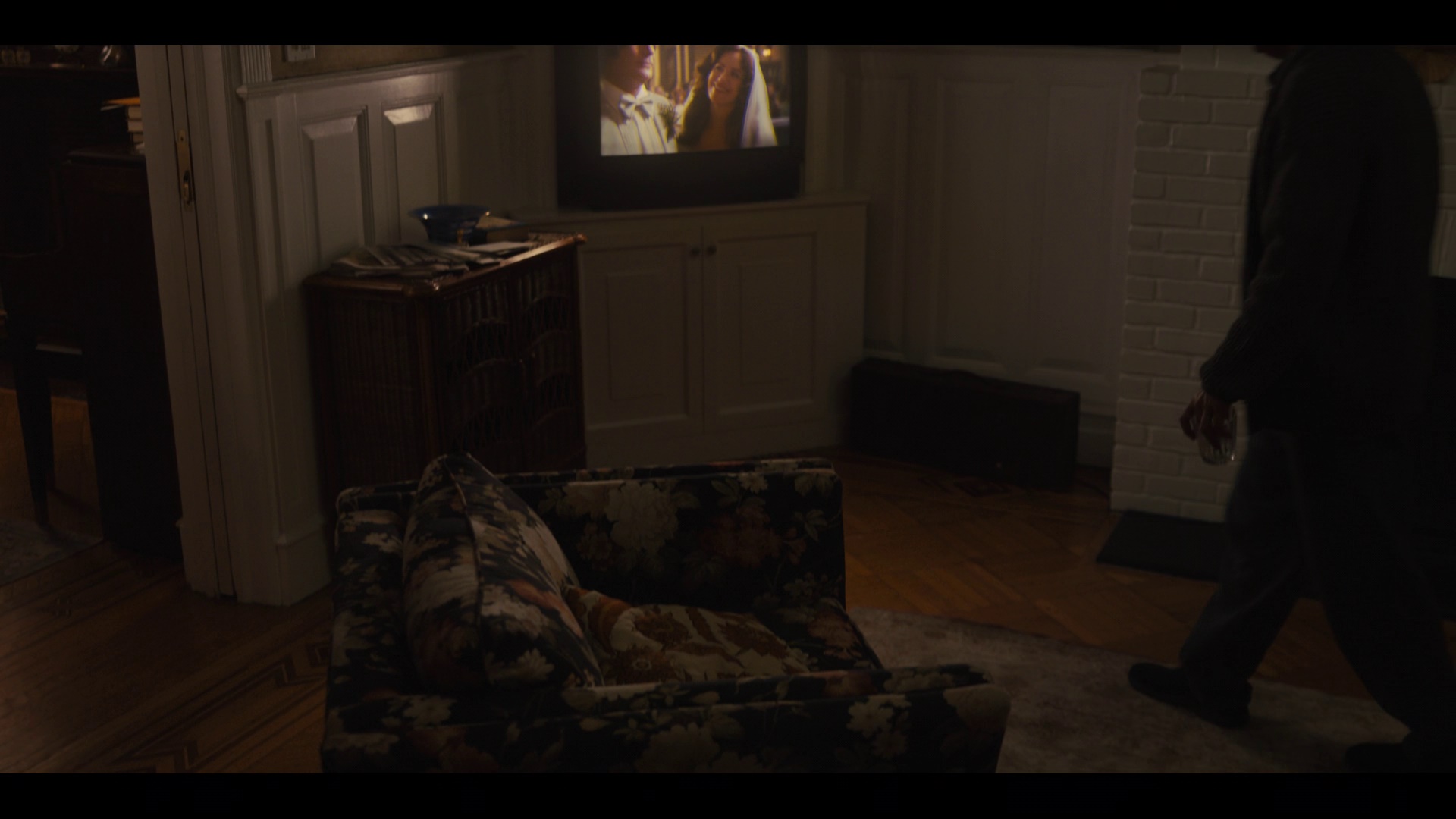 TTTW1x06_021.jpg TTTW1x06_021.jpg